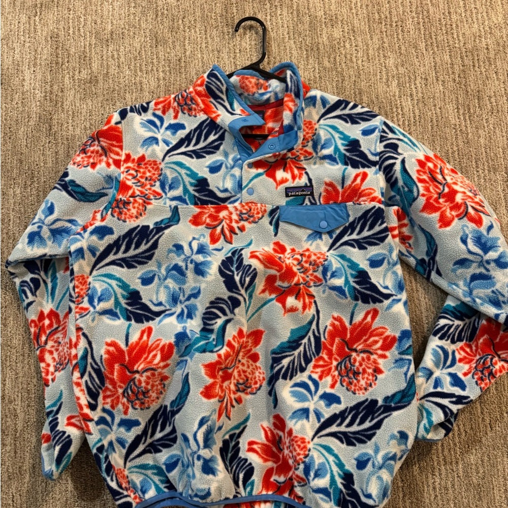 Patagonia: Floral Fleece Pullover